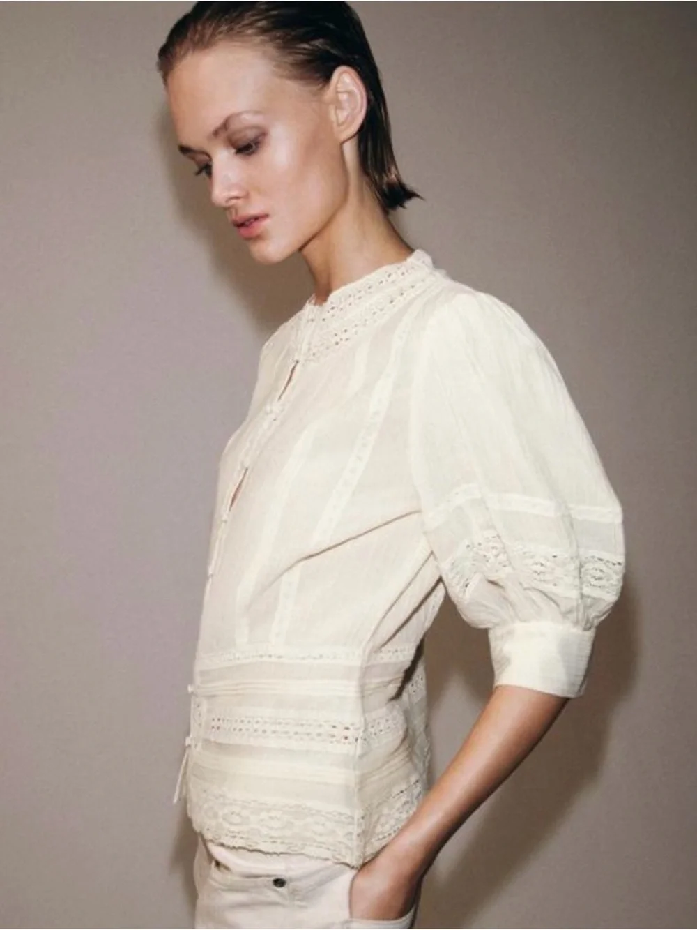🔥🔥Zara Zw collection Cream Lace-Trim Puff Sleeve Blouse